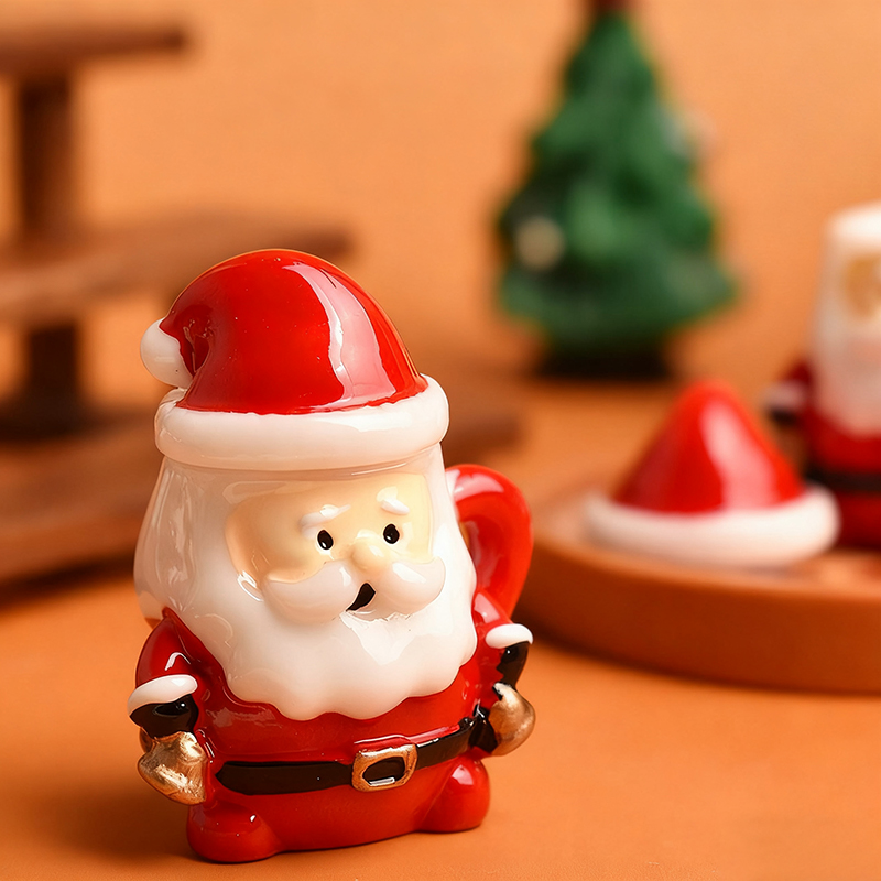 Mini Santa Teacup Ornament - R - Resin Crafts recension och pris